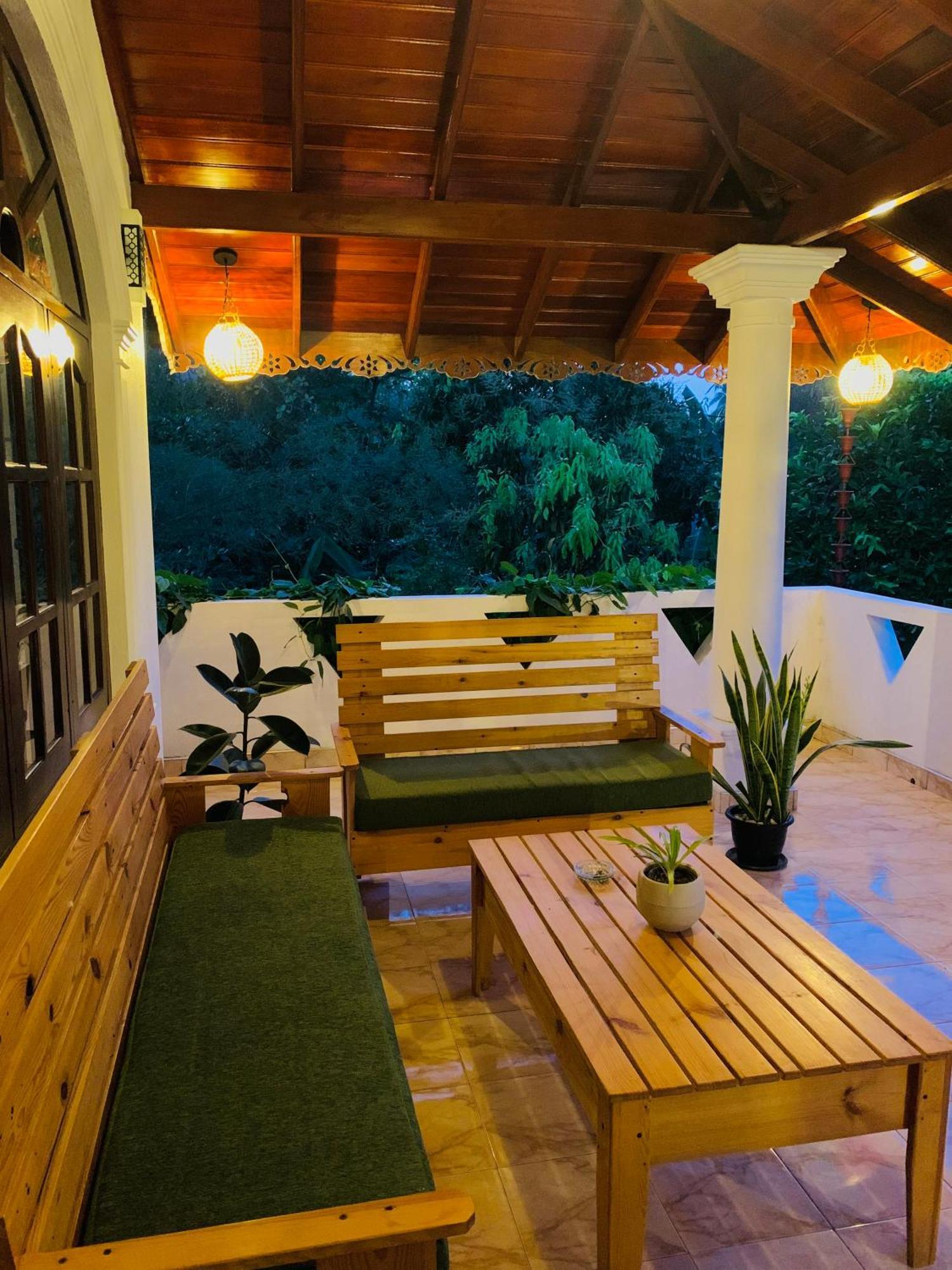 Breeze Bay Villa Zuid-Dikwella Buitenkant foto