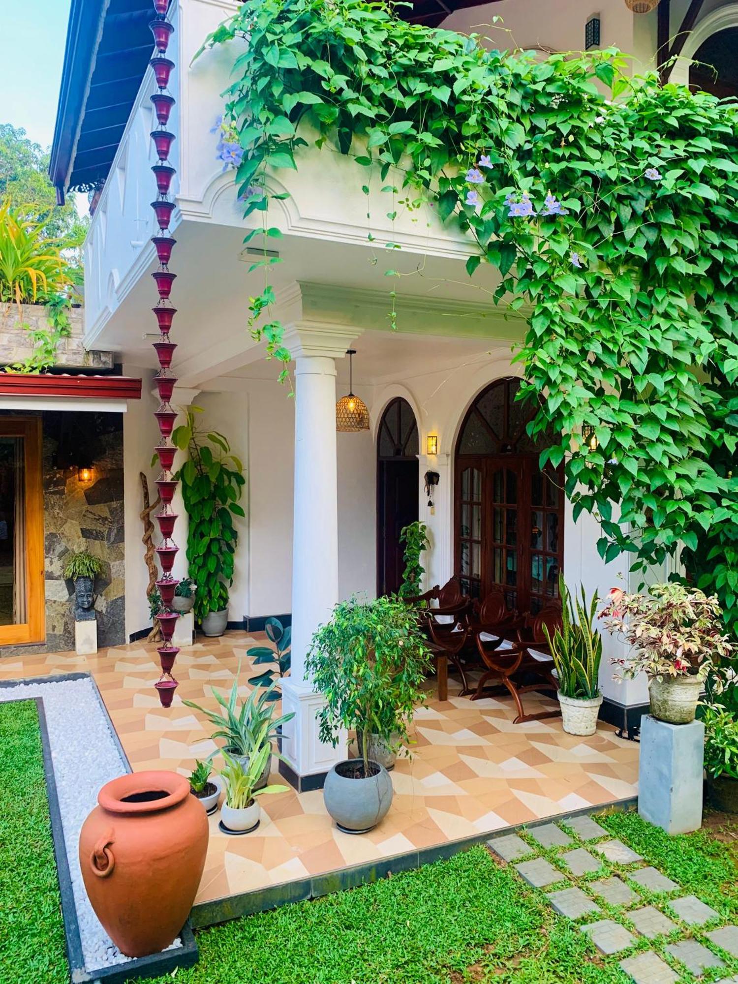 Breeze Bay Villa Zuid-Dikwella Buitenkant foto